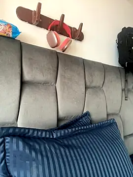 AllieYourGirl online show from November 14, 2025, 7:34 pm