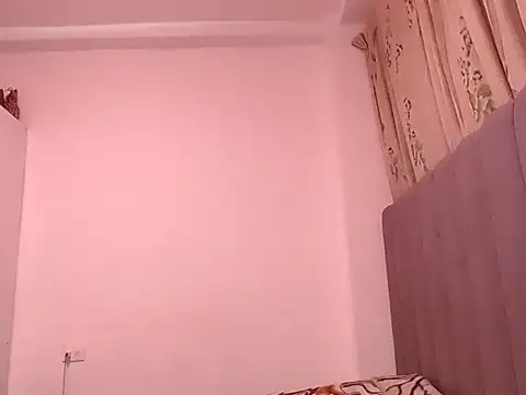 saara johnson496 online show from April 17, 2026, 1:19 am