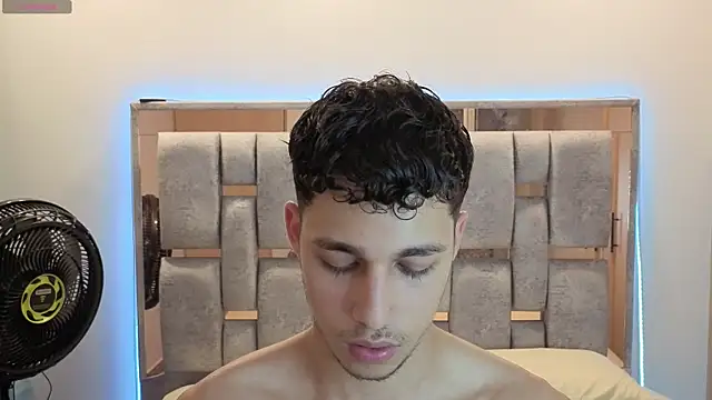 orionblaze69  online show from March 30, 2026, 4:13 am