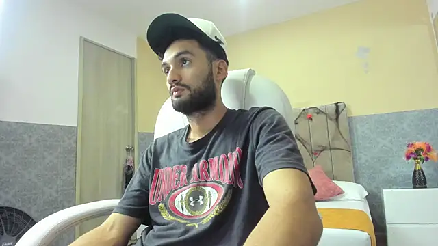 Snapshot of Ryan_Jackson_ chatting on October 2, 2025, 11:12 pm Ryan Jackson  online show from October 2, 2025, 11:12 pm