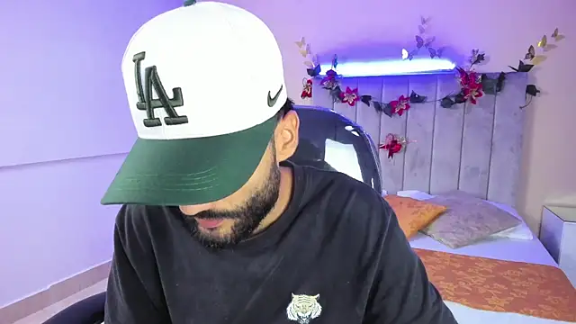 Ryan Jackson  online show from December 21, 2025, 4:52 am