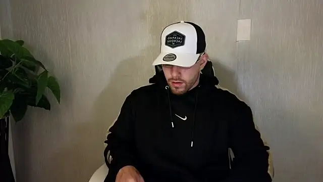 Ades Lowe online show from October 11, 2025, 11:53 am