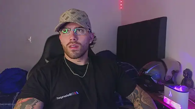 Ades Lowe online show from January 14, 2026, 5:24 am