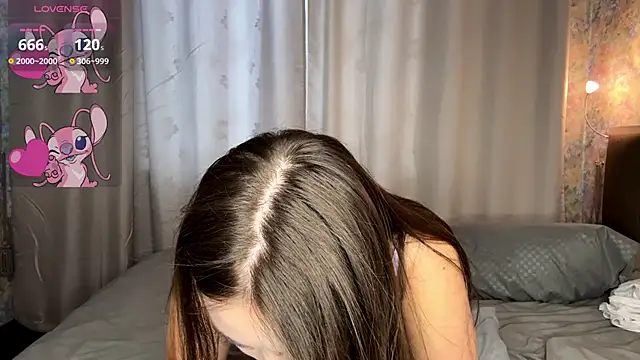 LoraDavi online show from February 20, 2026, 6:26 am