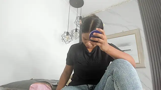 Snapshot of keyla_mejia chatting on March 30, 2026, 12:06 pm keyla mejia online show from March 30, 2026, 12:06 pm