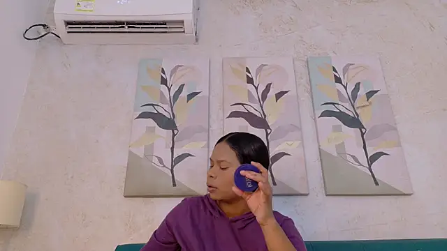 Snapshot of keyla_mejia chatting on April 7, 2026, 12:16 pm keyla mejia online show from April 7, 2026, 12:16 pm