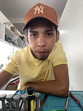 Oqui online show from March 19, 2026, 7:29 pm