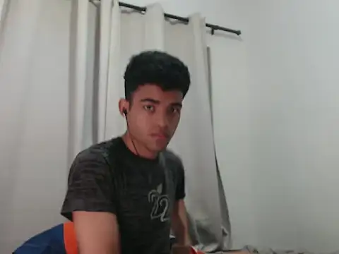 camillo beischel  online show from September 29, 2025, 6:57 pm