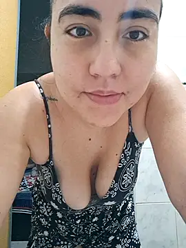 Snapshot of SweettyNaugthy chatting on September 17, 2025, 9:55 am SweettyNaugthy online show from September 17, 2025, 9:55 am