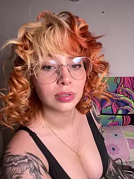 YunoRose  online show from October 23, 2025, 4:12 am