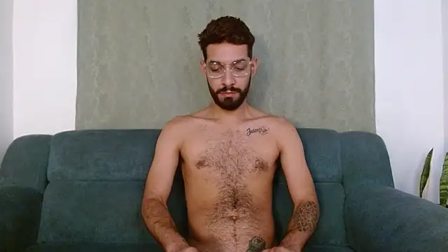 Snapshot of ReyPablo1 chatting on September 11, 2025, 9:04 pm ReyPablo1 online show from September 11, 2025, 9:04 pm