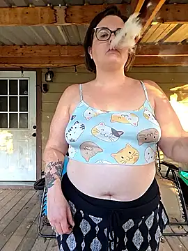 Snapshot of valeriejane chatting on November 15, 2025, 10:59 pm valeriejane online show from November 15, 2025, 10:59 pm