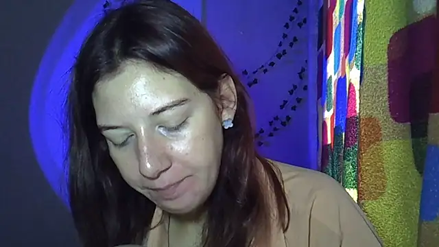 Lily Ember online show from October 18, 2025, 10:27 am