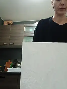 Aly-john1985 online show from November 14, 2025, 8:57 am