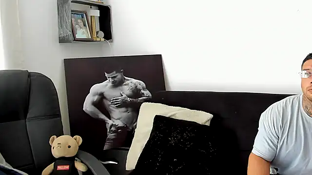 Snapshot of Marck_Mathews chatting on September 24, 2025, 5:05 pm Marck Mathews online show from September 24, 2025, 5:05 pm