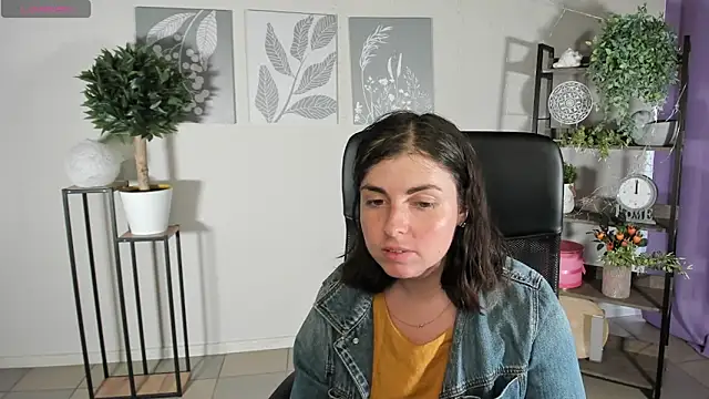 MartaEdams online show from June 29, 2026, 10:15 am