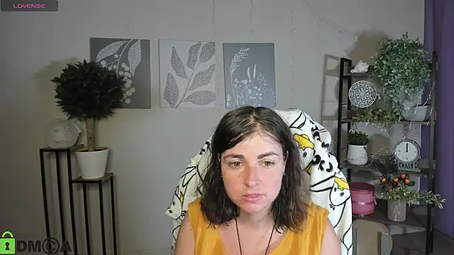 MartaEdams online show from July 13, 2026, 5:10 am