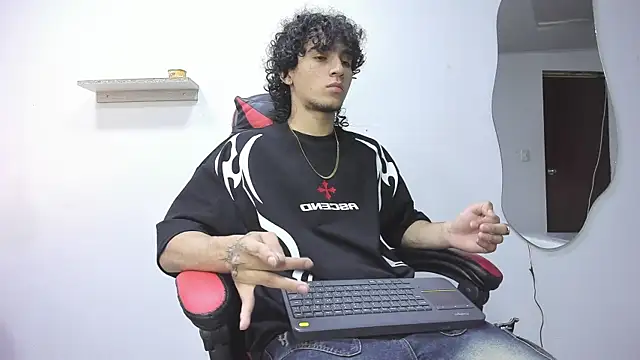 JackesTaylor online show from November 9, 2025, 4:55 am