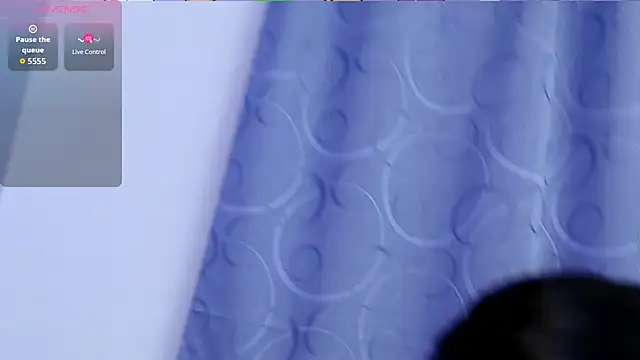 eladyrous98 online show from October 27, 2025, 2:59 am