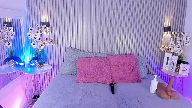 DAFNECOX online show from February 28, 2026, 3:18 am