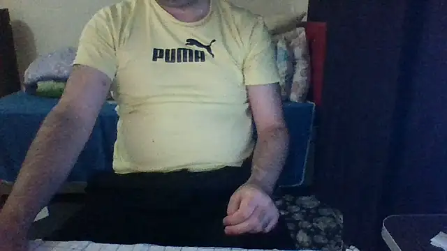 Snapshot of st206boy chatting on May 29, 2026, 1:03 am st206boy online show from May 29, 2026, 1:03 am