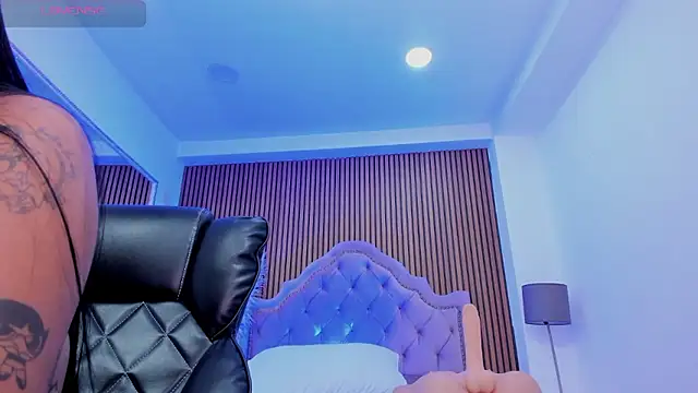 SelenaStonne online show from January 11, 2026, 6:13 pm