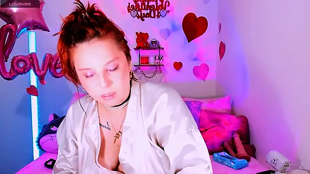 Rosie Good girl online show from February 1, 2026, 4:11 am