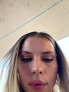 SexyMommyKate online show from October 11, 2025, 12:04 pm