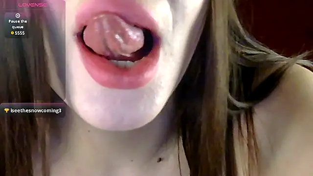 Cassie Pinkkk online show from November 13, 2025, 5:23 pm