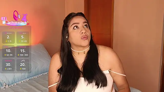 VicSerna online show from November 26, 2025, 12:55 am