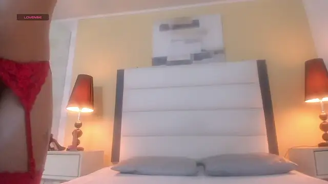 AllyPretty- online show from March 31, 2026, 11:43 am