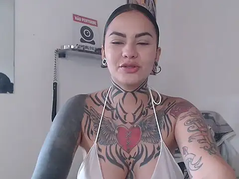 Snapshot of Sofia_May chatting on September 17, 2025, 9:55 am Sofia May online show from September 17, 2025, 9:55 am