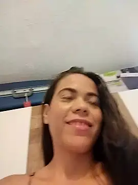 patricia-blosson online show from November 12, 2025, 6:08 pm