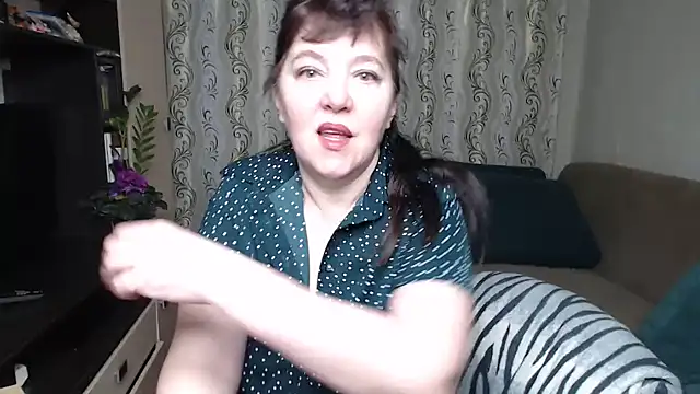 Illusionq online show from February 17, 2026, 5:04 am