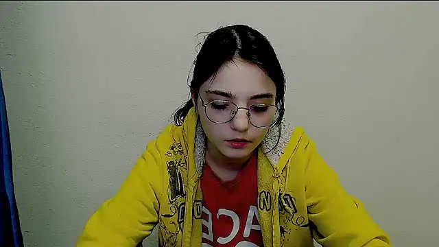 Snapshot of Sun_Shine__ chatting on January 17, 2026, 8:34 pm Sun Shine online show from January 17, 2026, 8:34 pm