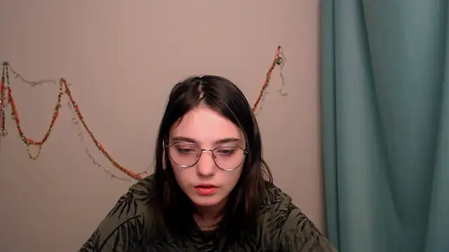 Snapshot of Sun_Shine__ chatting on February 7, 2026, 3:38 pm Sun Shine online show from February 7, 2026, 3:38 pm