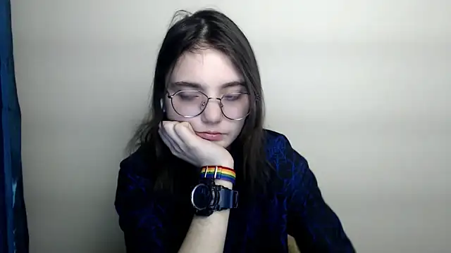 Snapshot of Sun_Shine__ chatting on February 12, 2026, 9:21 pm Sun Shine online show from February 12, 2026, 9:21 pm