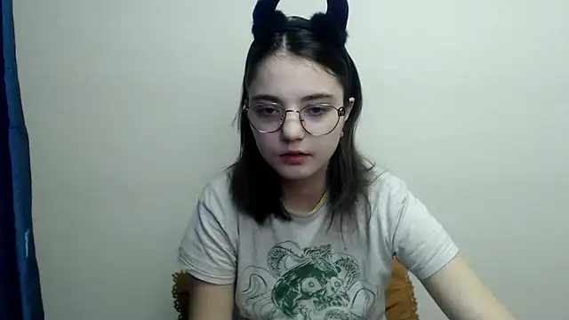 Snapshot of Sun_Shine__ chatting on February 20, 2026, 9:48 pm Sun Shine online show from February 20, 2026, 9:48 pm