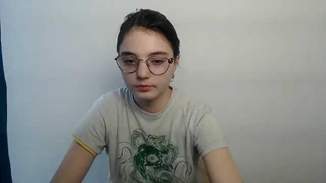 Snapshot of Sun_Shine__ chatting on February 23, 2026, 8:22 am Sun Shine online show from February 23, 2026, 8:22 am