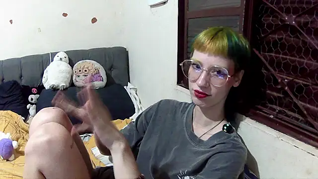 Snapshot of IkyVic chatting on January 15, 2026, 11:08 pm IkyVic online show from January 15, 2026, 11:08 pm