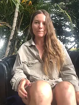 Angiehuston1 online show from March 18, 2026, 2:09 pm