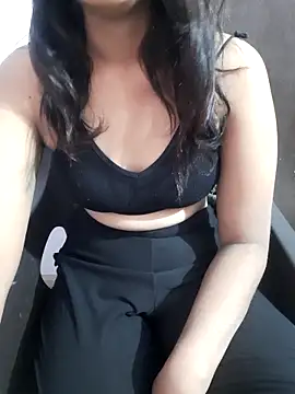 Monalisa670 online show from December 18, 2025, 10:49 pm