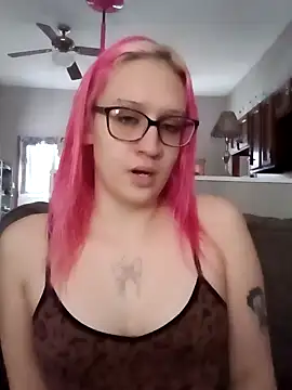 spoiledprincess4 online show from December 2, 2025, 8:37 pm