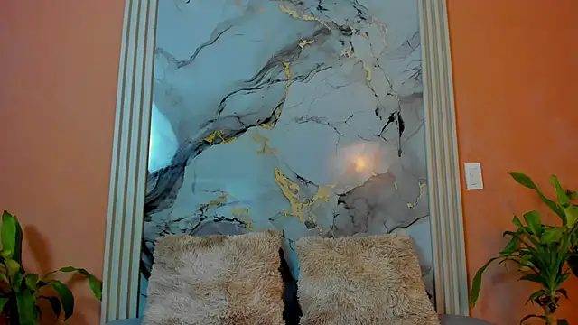 Snapshot of milo_cruz chatting on November 30, 2025, 9:35 am milo cruz online show from November 30, 2025, 9:35 am