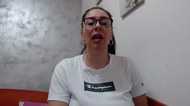 jollene online show from November 26, 2025, 1:56 pm