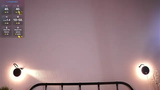 MoiraEger online show from April 4, 2026, 4:04 pm