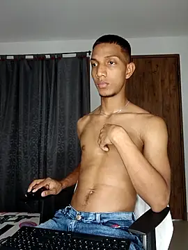 Snapshot of miguelmarcus chatting on September 11, 2025, 5:24 pm miguelmarcus online show from September 11, 2025, 5:24 pm