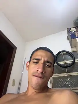 ikaro21 online show from October 31, 2025, 6:03 am