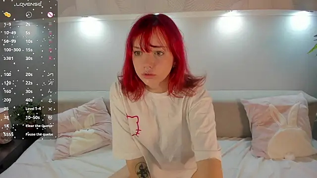 Molly Platt online show from September 21, 2025, 8:16 am