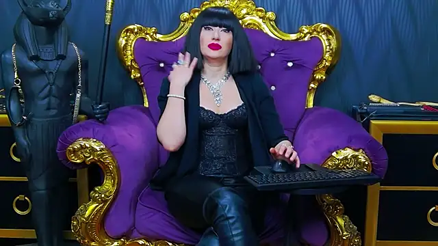 LaraMaeve online show from January 11, 2026, 6:51 am